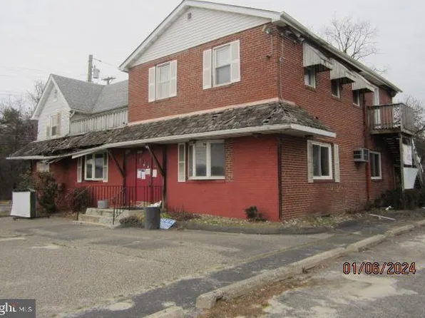 100 Jackson Rd, Berlin, NJ 08009