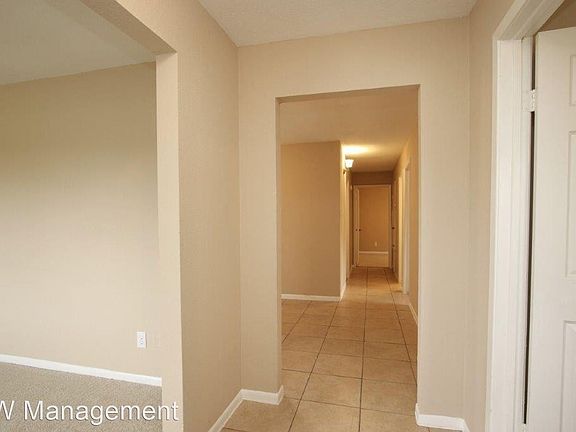 4th image of 4817 Cedar St