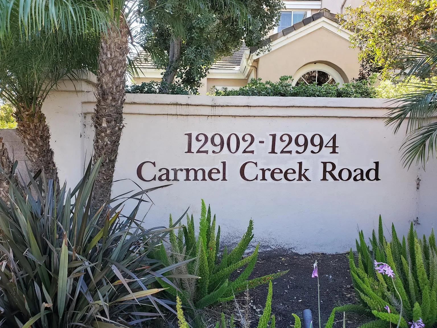 3 bed, 2.5 bath, 1432 sqft, $4,650 — Photo 2