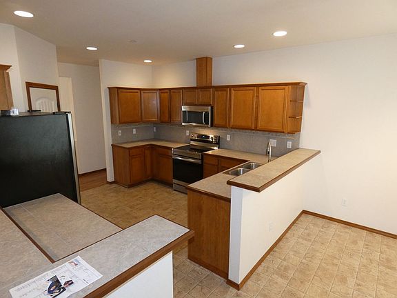 2nd image of 2513 Rolling Hills Ct