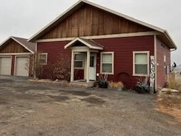 1212 10th St SW, Watford City, ND 58854