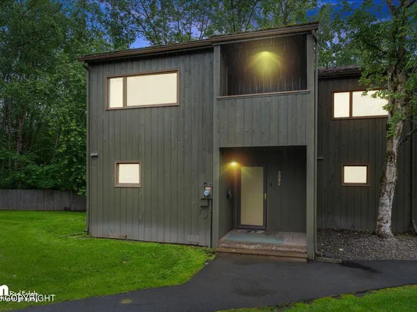 2091 Cliffside Dr, Anchorage, AK 99501