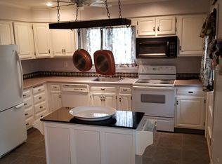 13 Biscayne Blvd, West Deptford, NJ 08096