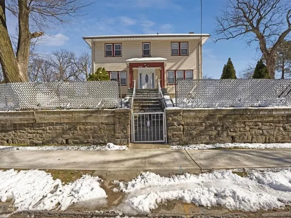 121 S 10th Avenue, Mount Vernon, NY 10550