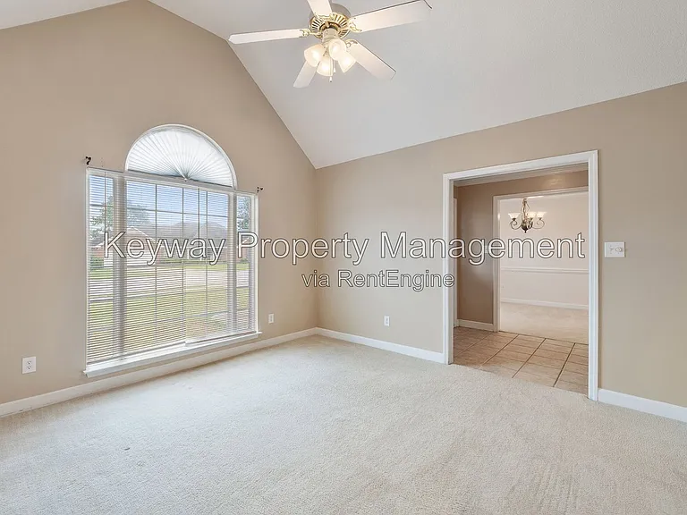 3495 Essex Pl — Photo 4