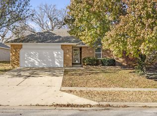 2511 N Clifton Ave, Springfield, MO 65803