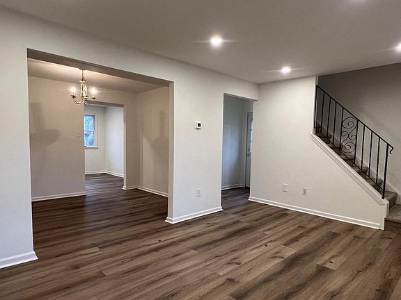 2nd image of 318 Birch Ave APT A