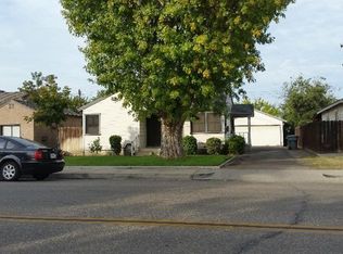 809 S Burke St, Visalia, CA 93292
