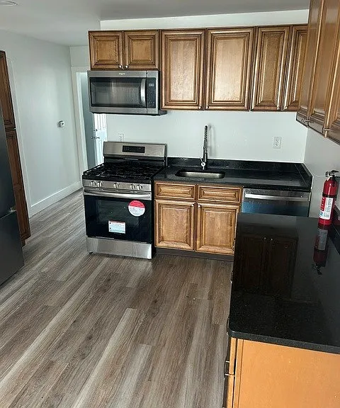 416 Oak Hill Ave #2F — Photo 4