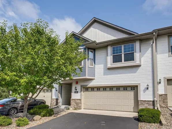 3143 Frontier Dr, Woodbury, MN 55129