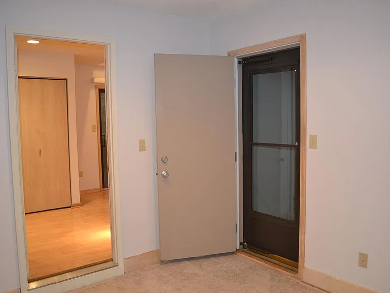 67 Rogers Rd — Photo 20