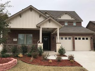 5801 Petunia Ln, Rowlett, TX 75089