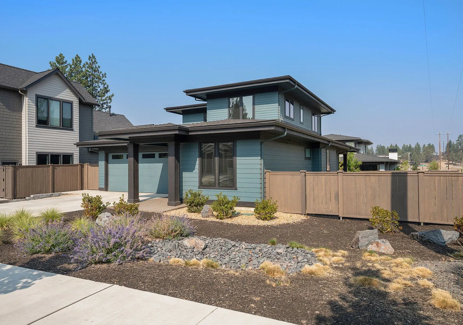 Modern NWX 4 Bed 3 Bath Home with Main-Level Primary Suite — Photo 4