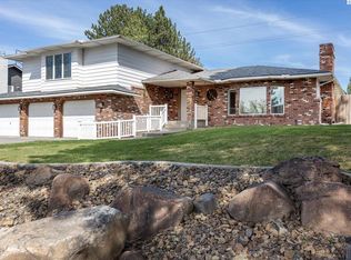 1110 W 22nd Ave, Kennewick, WA 99337