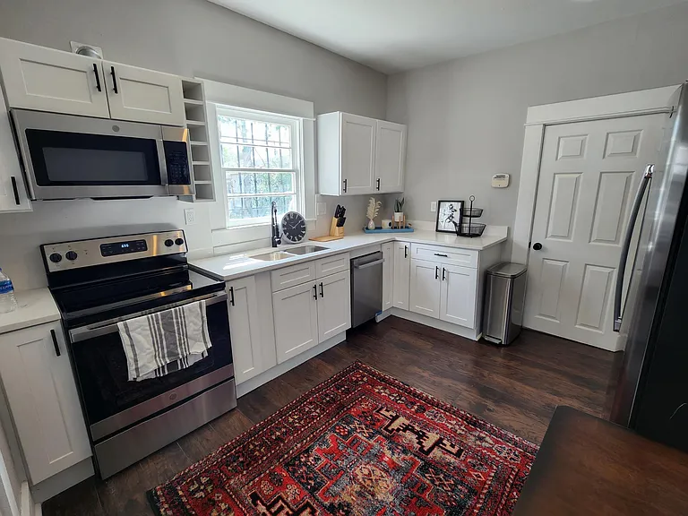 517 E Anderson Ln #A — Photo 3