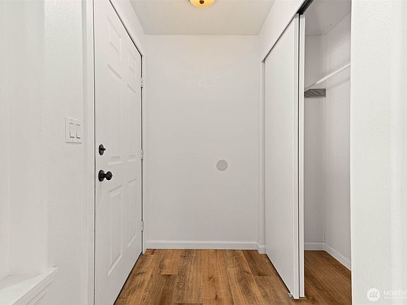 3rd image of 15946 Quail Meadows Court SE