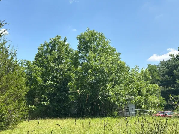 64 Ridge Rd, Jonestown, PA 17038
