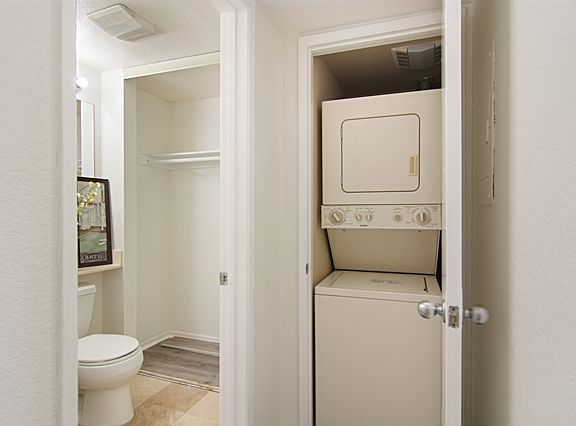 3rd image of 3925 Nobel Dr Unit 22