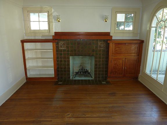 2nd image of 3647 N Oxford St
