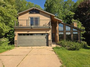 3 Hidden Creek Dr, Marquette, MI 49855