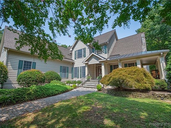 3rd image of 65 Farmers Dell Ln