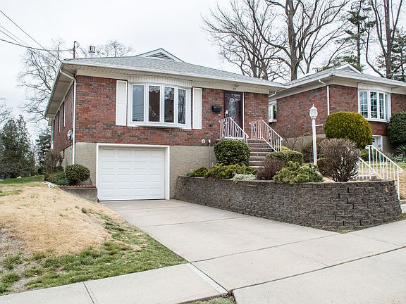 2nd image of 99 Benedict Ave