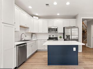 804 Maple Flats Ter, Purcellville, VA 20132