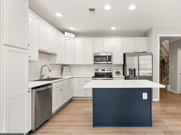 804 Maple Flats Ter, Purcellville, VA 20132