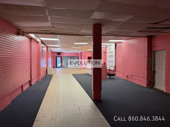 642 Park St #642, Hartford, CT 06106