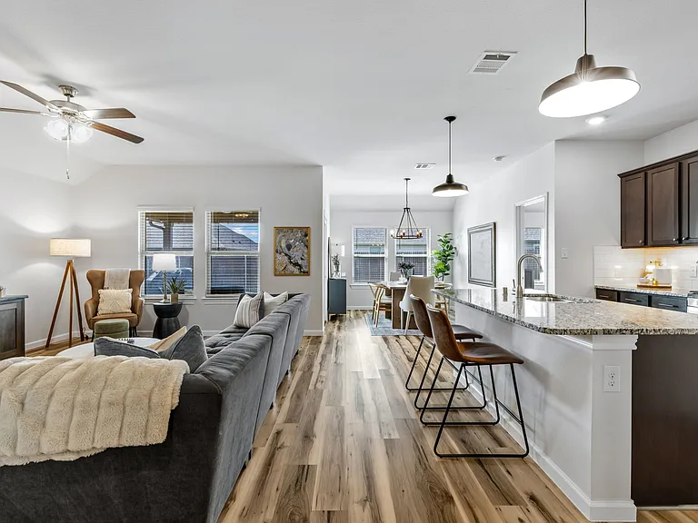 601 Rawhide Way — Photo 9
