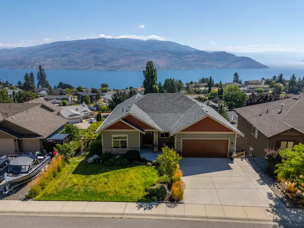 6112 Seymoure Ave, Peachland, BC V0H 1X4