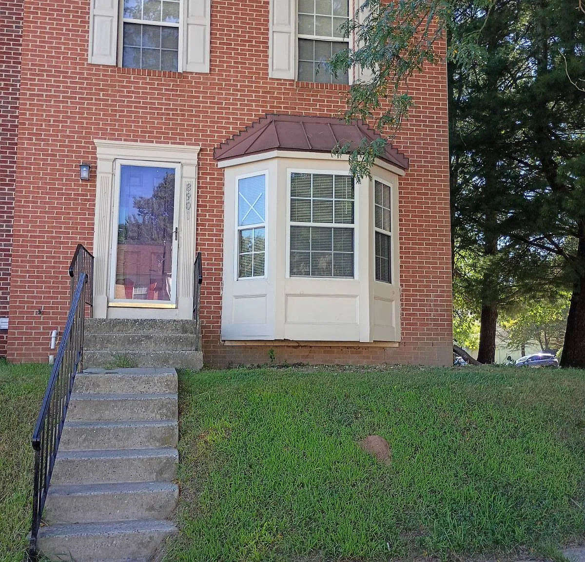 3 bed, 2.5 bath, $1,950 — Photo 1