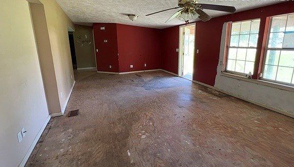 3rd image of 365 Jehu Rd