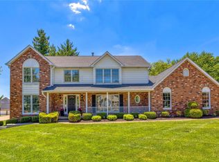 100 Bogey Estates Dr, Saint Charles, MO