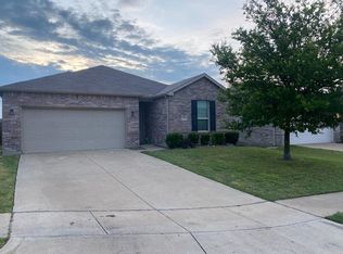 108 Honeysuckle Ct, Royse City, TX 75189