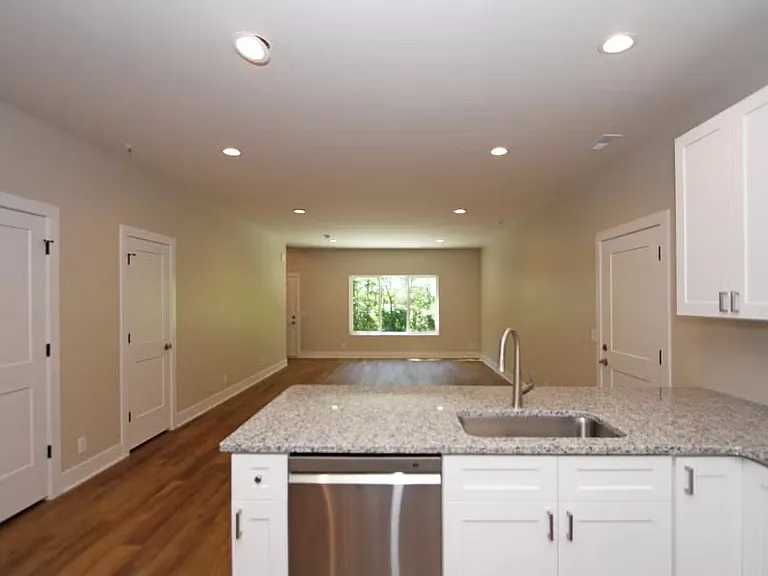 841 W Burnham St #1 — Photo 6