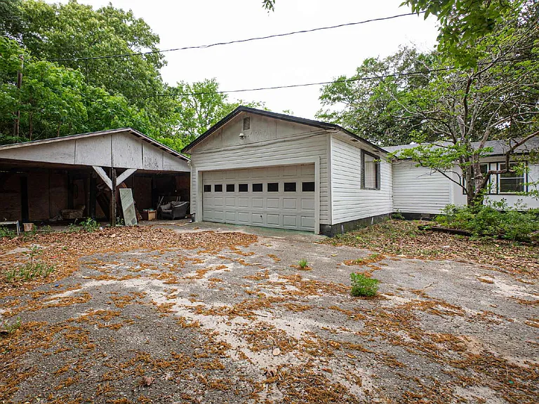 5570 Keith Rd — Photo 22