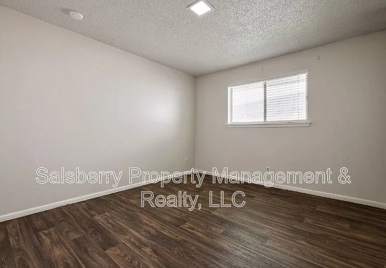 4913 Westlake Dr — Photo 16