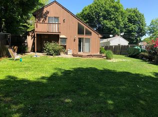17-19 Maple St, Agawam, MA 01001