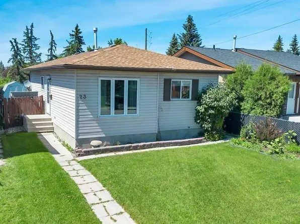 23 Abbercove Rd SE, Calgary, AB T2A 6Y9