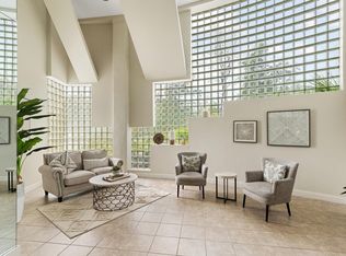 1 Loring Ave APT 206, Swampscott, MA 01907