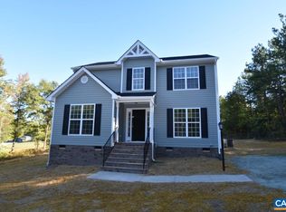 76 Sky Ct, Columbia, VA