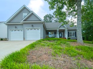 405 Copper Ct, Greer, SC 29651