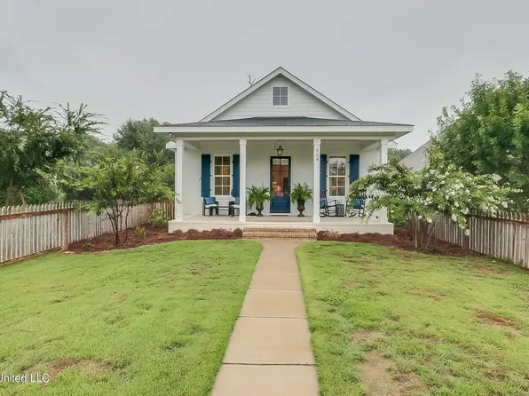 404 2nd St, Gulfport, MS 39507