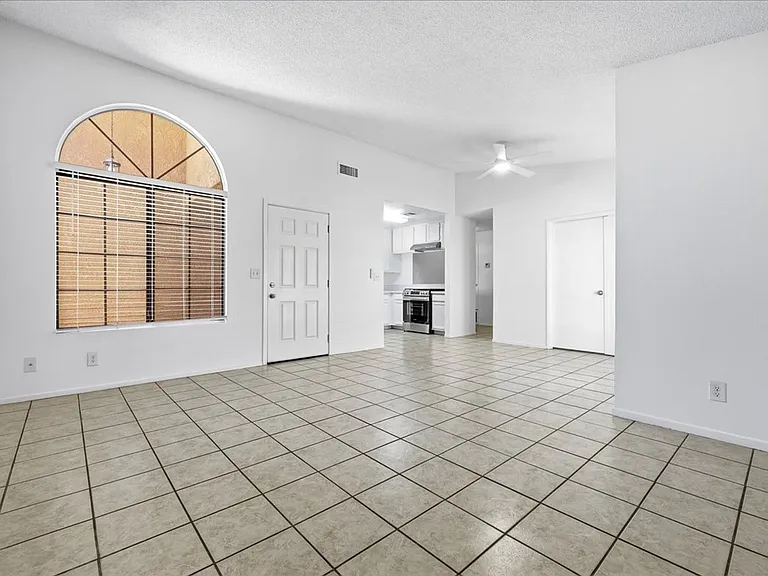 31601 Avenida Maravilla — Photo 46