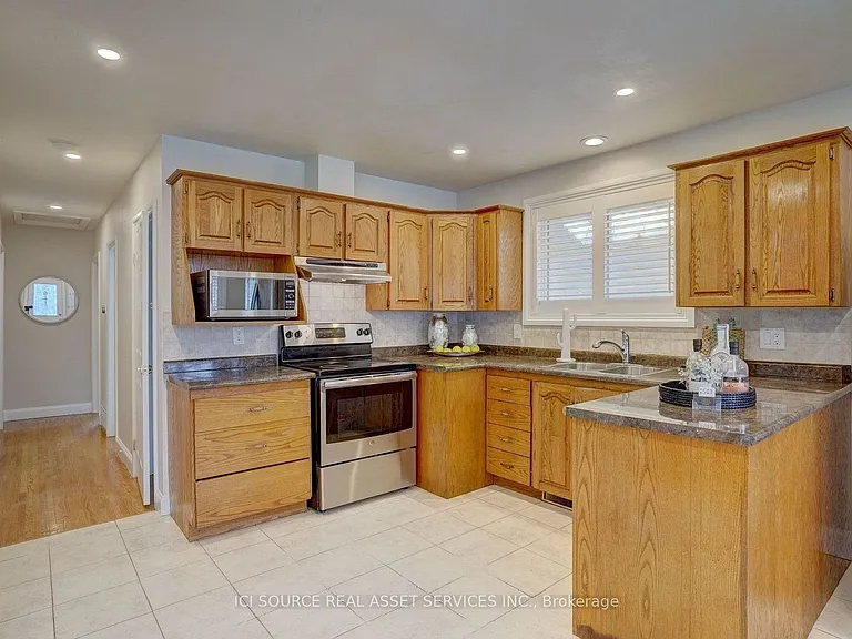 1051 Willowdale Ave #MAIN FL — Photo 7