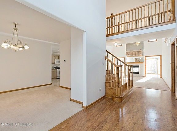2nd image of 4807 Meadow Lake Dr
