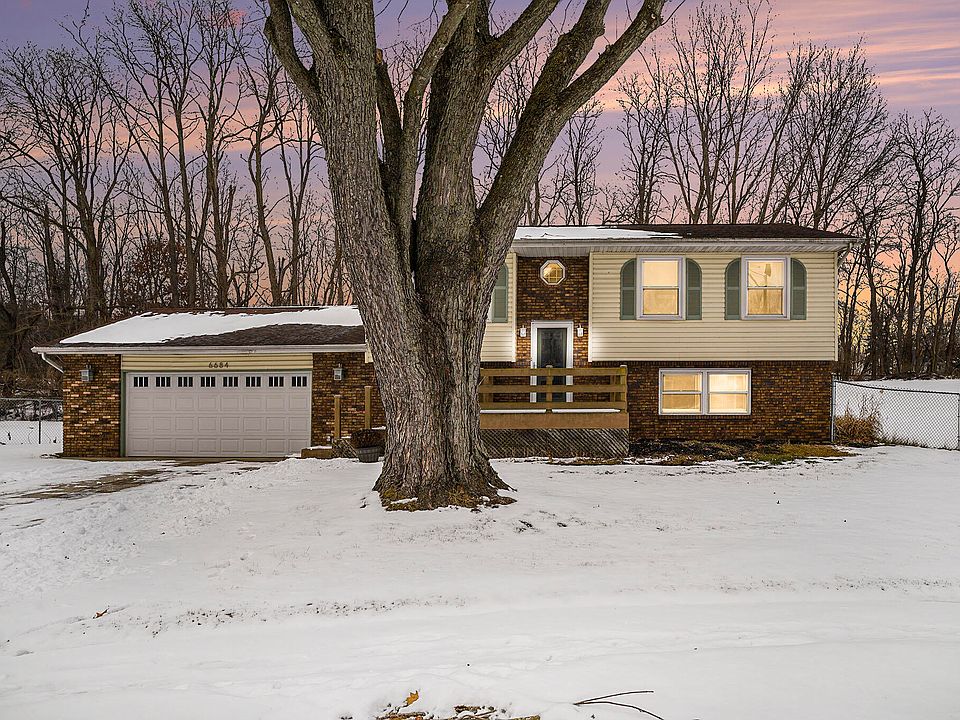 1st image of 6684 Lakewood Ave