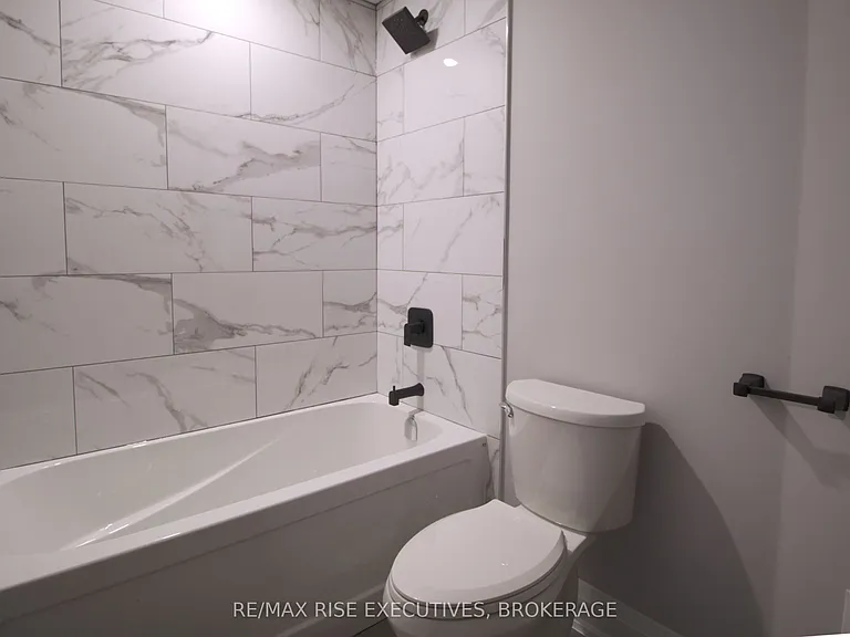 130 Weller Ave #2 — Photo 8