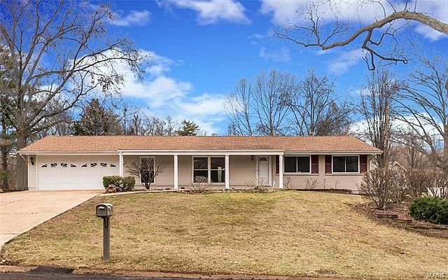 1st image of 1114 Orchard Lakes Dr